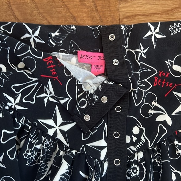 🩷Betsey Johnson Pretty in Punk🩷 - Picture 10 of 12